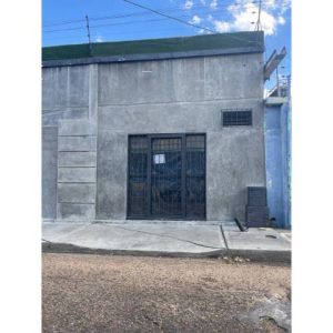 Local Comercial en calle 17 de Diciembre con calle Sucre. Anaco. Ref: 1518