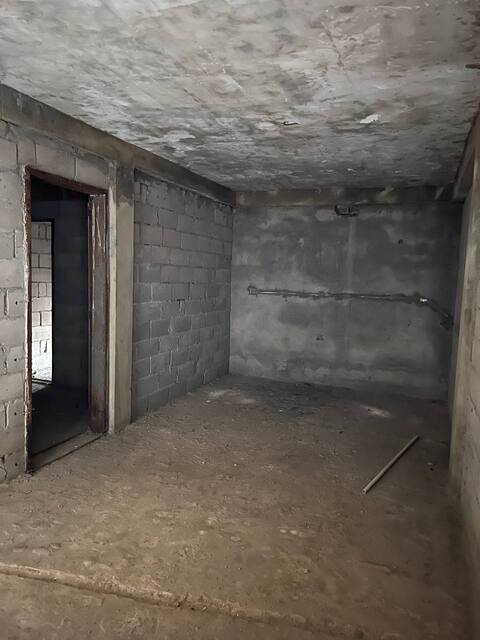 Apartamentos en obras gris. Av. José Antonio Anzoátegui. Anaco. Ref: 1653 - Image 2