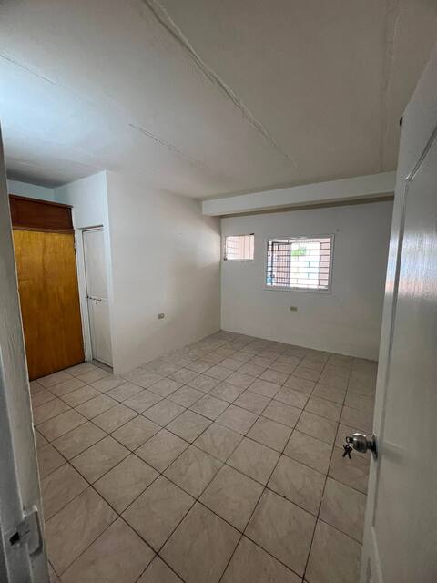 Casa en Av. Portuguesa. Anaco. Ref: 1671
