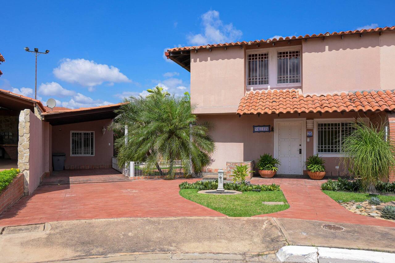 Town House en Conjunto Residencial El Oasis. Anaco. Ref: 1678 - Image 2