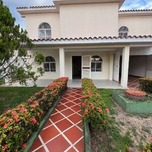 Apartamento en Urb Santa Rosa. Anaco. Ref: 1704