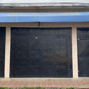 Local Comercial en calle Monagas con Av. Bolívar y calle Sucre. Anaco. Ref: 1707